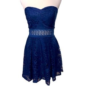**HP** B. Darlin Lacy Strapless Formal Dress w/ Cutout